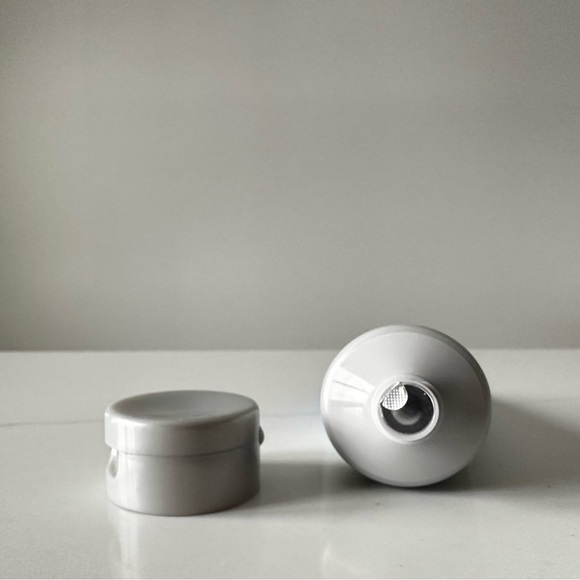 BNIB: Dr. Brandt pores no more | 105 ml - Picture 3 of 3